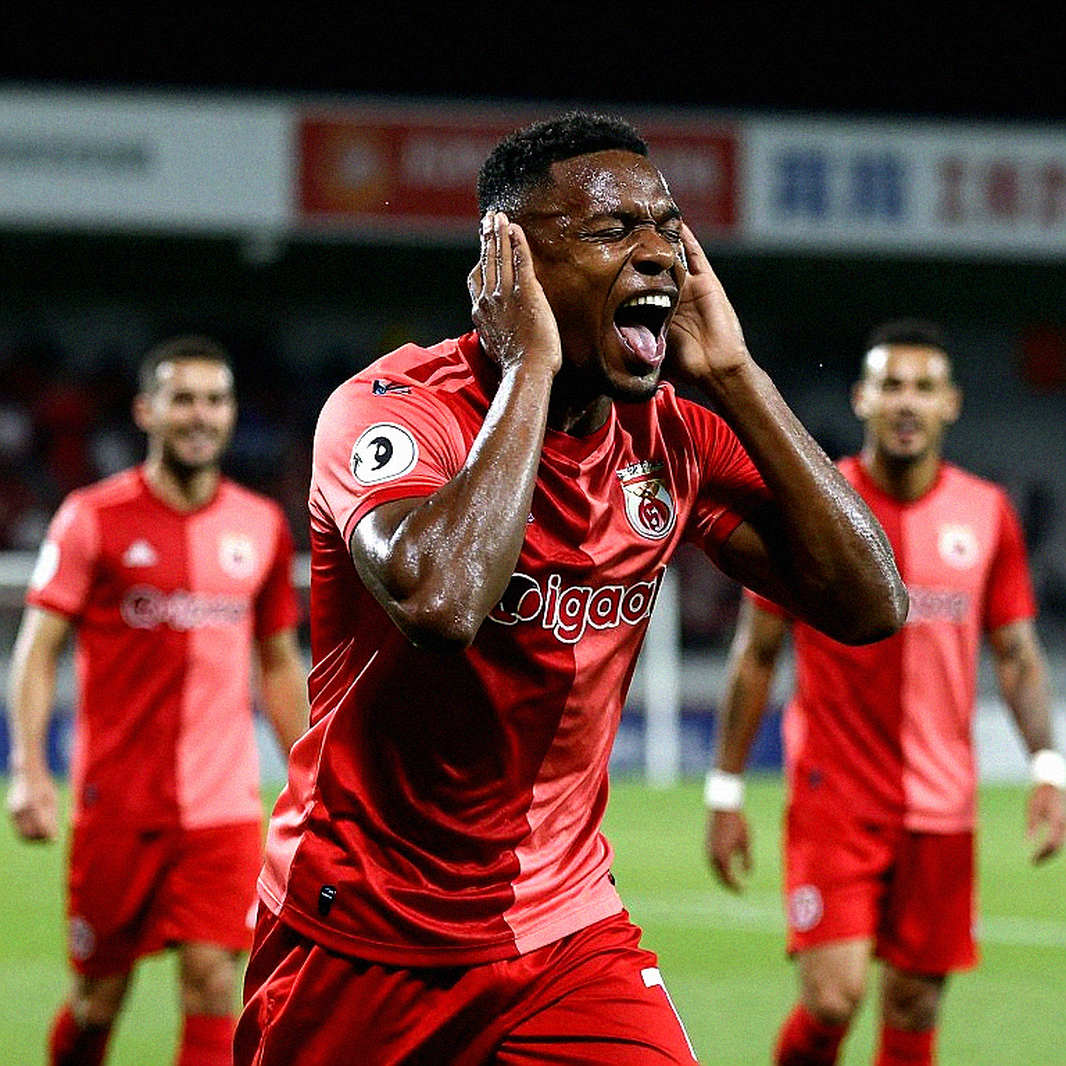Ba Phút Ở Dar Al Nassr: Khi Al Nassr Học Cách Sống Chung Với Sự Vắng Mặt